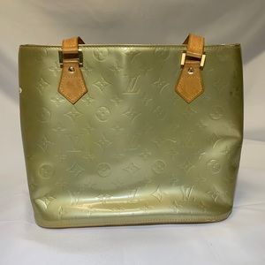 Louis Vuitton Vernis Houston Handbag - Authentic